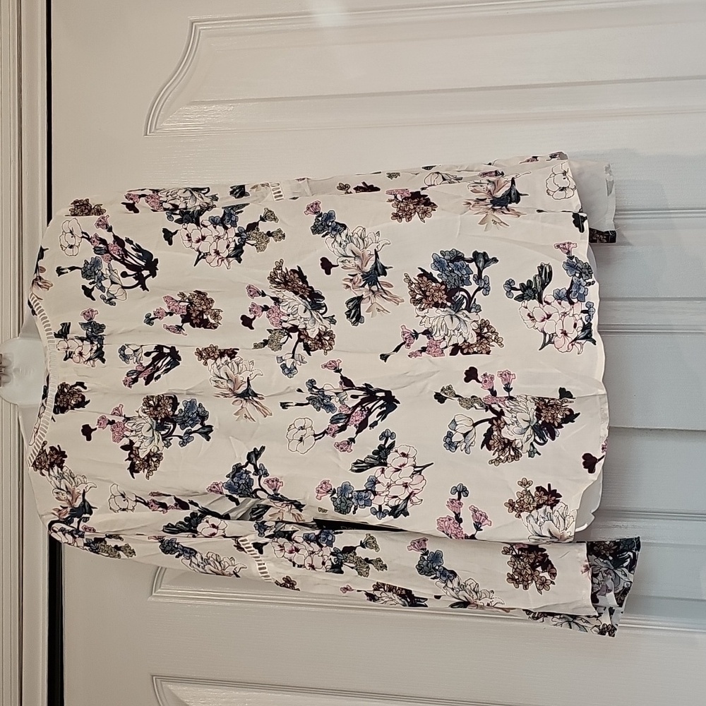 Doe & Rae X Revolve LS Floral Blouse Sz M NWT - Picture 15 of 15